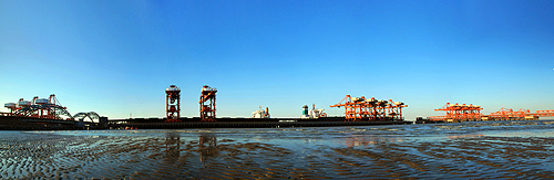 矿石码头全景图-曹大庆.jpg