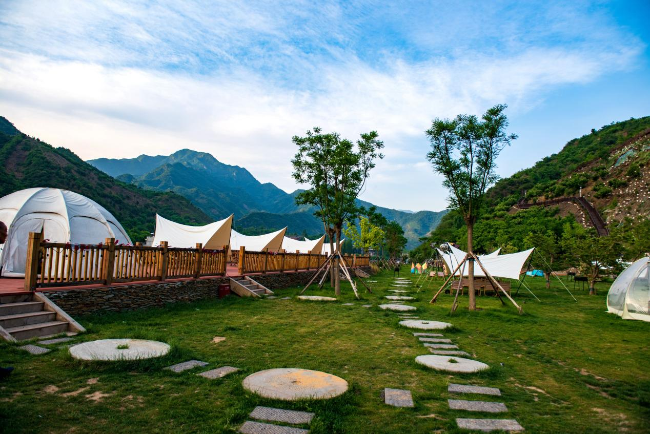 图为嶂石岩大凡露营地一角（王晓丽/摄）